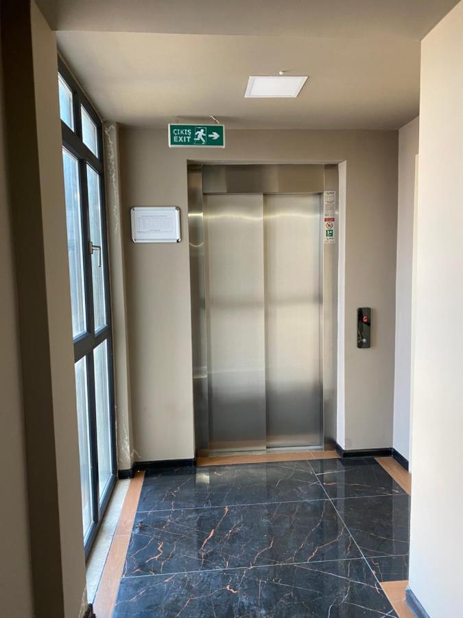 Sisli Apartment, 2 Bedrooms, 250 M Metro, New Modern Residence Istambul Exterior foto